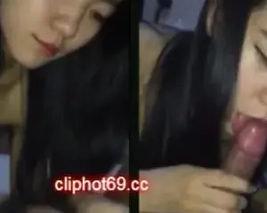 Clip sex cận cảnh ghệ xinh bú cu – Cliphot69