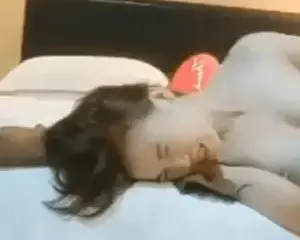 Clip sex Chịch con vk mà nó cứ kiêu tha em, em chịu hết nổi – Cliphot69