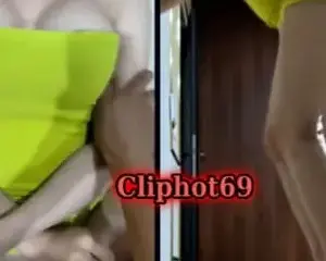 Clip sex địt em gái rên la muốn banh nhà – Cliphot69