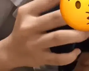 Con đang học nhóm mà mẹ cứ gọi – Viet69