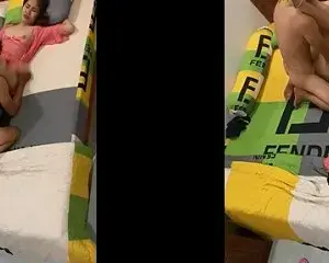 Đặt máy quay lén trong phòng ngủ phát hiện vợ ngoại tình – Viet69