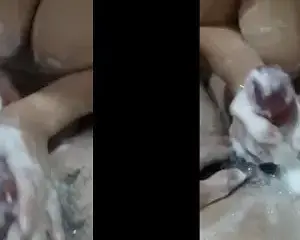 Được em kẹp vú xuất luôn – Viet69