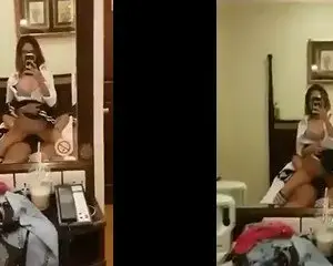 Em nhún nhún còn selfie – Viet69