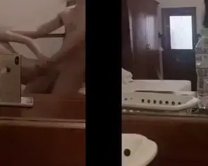 Em sinh viên tự quay phim rên la trước gương lúc doggy – Viet69