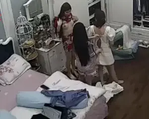 Hack cam phòng ngủ mấy em hot girl – Cliphot69