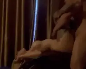 Lần đầu gặp thần dâm Vanky trên ghế tình yêu – Viet69