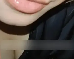 Mồm xinh em mút chim to – Viet69