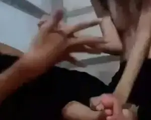 Xem Sex Sinh Viên Việt Nam, Oẳn Tù Tì Cở Đồ Rồi Chịch Nhau Luôn