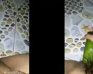 Yêu xa em nứng tìm đến dưa leo – Viet69