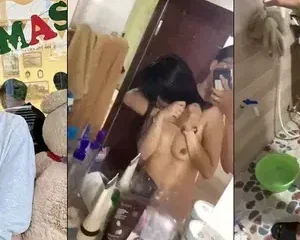 Bất ngờ mở cửa vào tắm chung với cô bạn thân – Viet69