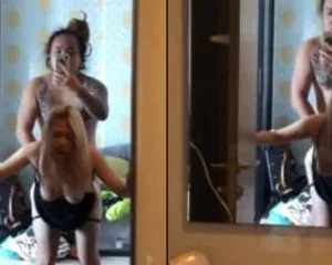 Bị anh người yêu to con dập trước gương – Viet69