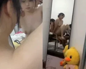 Cặp đôi Sinh Viên Trung Quốc Nện Nhau Trên Ghế – Viet69