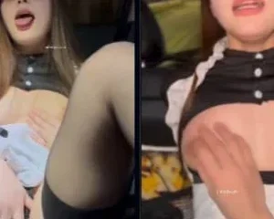 Đụ em gái xinh dâm dục trên ô tô – Viet69