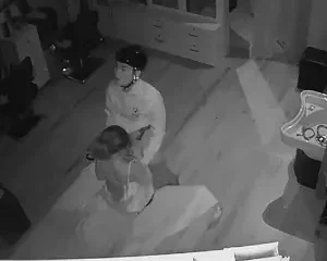 Hack camera chị chủ salon tóc và anh shipper giao hàng đêm – Viet69