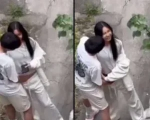 Quay lén thanh niên móc lồn em gái – Viet69